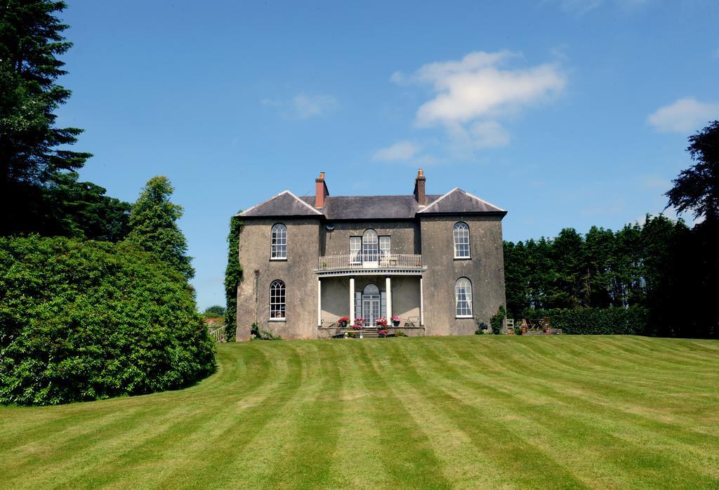 Boulston Manor Guest House ฮาเวอร์ฟอร์ดเวสต์ ภายนอก รูปภาพ