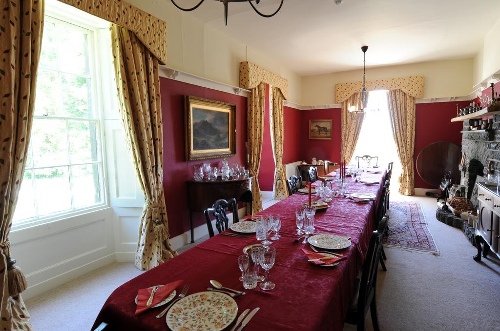 Boulston Manor Guest House ฮาเวอร์ฟอร์ดเวสต์ ภายนอก รูปภาพ