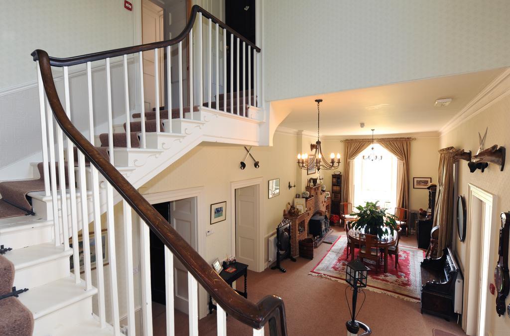 Boulston Manor Guest House ฮาเวอร์ฟอร์ดเวสต์ ภายนอก รูปภาพ