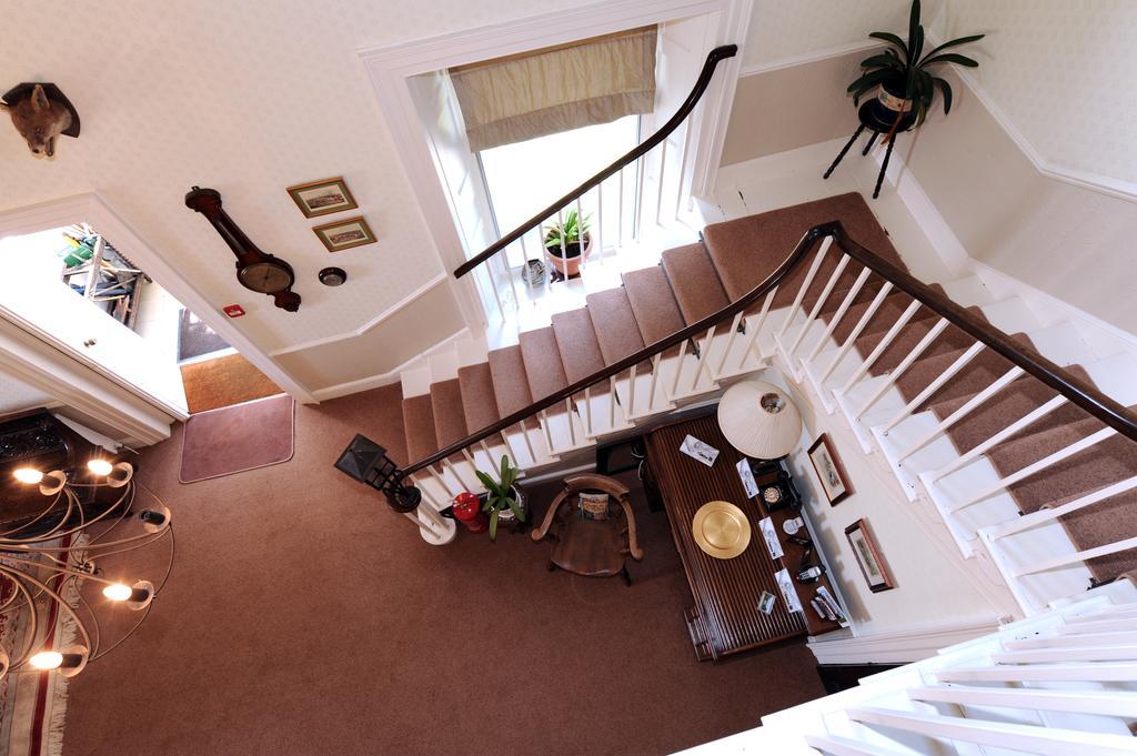 Boulston Manor Guest House ฮาเวอร์ฟอร์ดเวสต์ ภายนอก รูปภาพ